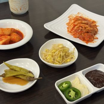Seoul TTukbaegi - Banchan - Korean Near Me - Flushing, New York Seoul TTukbaegi - Banchan - Korean Near Me - Flushing, New York