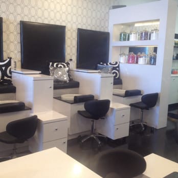 GLO Nail Bar - Nail Salons Near Me - Costa Mesa, California GLO Nail Bar - Nail Salons Near Me - Costa Mesa, California