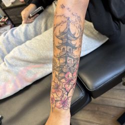 Inkfaery - Message me through my email @inkfaery222@gmail.com txt the number on yelp or message me through Instagram @Inkfaery