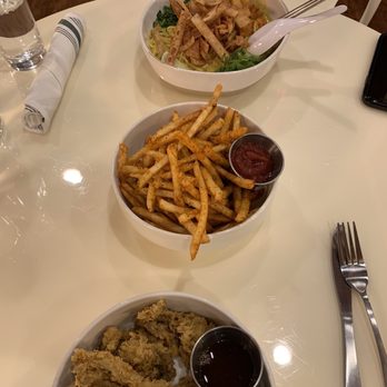 Cultivate Plant-Based Eatery - Fried shrooms, peri peri fries and the coconut curry - Vegan Near Me - Rahway, New Jersey Cultivate Plant-Based Eatery - Fried shrooms, peri peri fries and the coconut curry - Vegan Near Me - Rahway, New Jersey