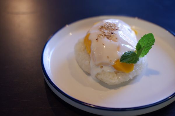 Bee Thai Kitchen by null
