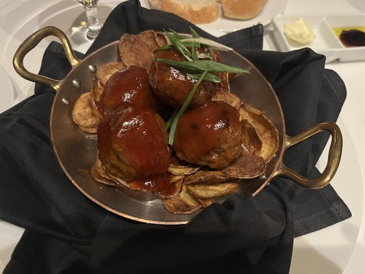 Masselow’s Steakhouse by null