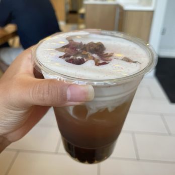 Teas'n You - White Rose Cream Tea - Bubble Tea Near Me - Vienna, Virginia Teas'n You - White Rose Cream Tea - Bubble Tea Near Me - Vienna, Virginia