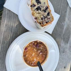 Raven's Nest - Chili and homemade lemon blueberry bread