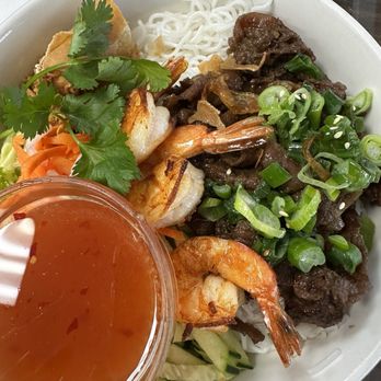 R & D Cafe - Vermicelli noodles with Beef, Shrimp and egg roll (eaten lol). - Vietnamese Near Me - San Lorenzo, California R & D Cafe - Vermicelli noodles with Beef, Shrimp and egg roll (eaten lol). - Vietnamese Near Me - San Lorenzo, California