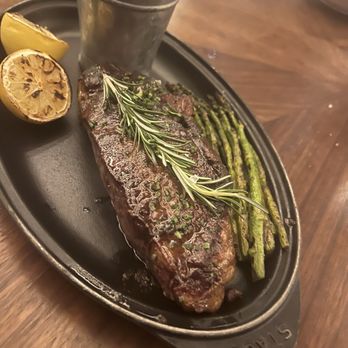 Bella Vista - NY STEAK - Italian Near Me - Ridgefield, Washington