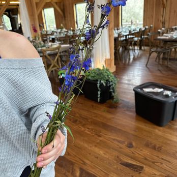 Allburn Florist/John Ehrman - Florists Near Me - Erie, Pennsylvania
