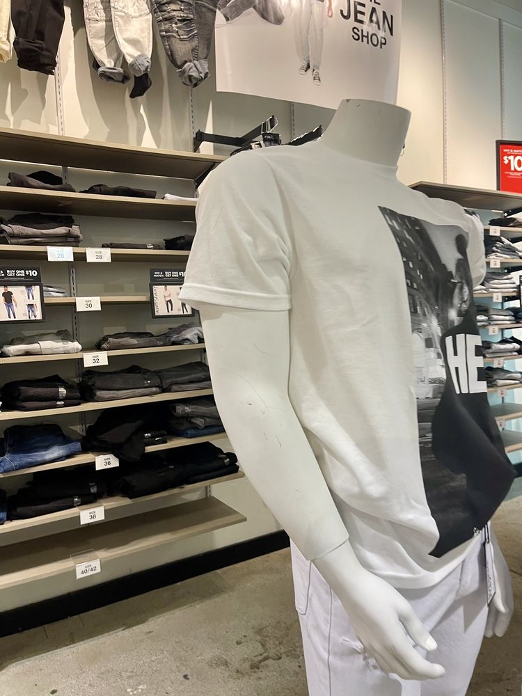 rue21 Logo