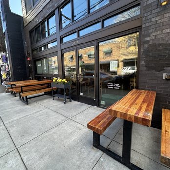 Annam VL - Outside. - Vietnamese Near Me - Portland, Oregon