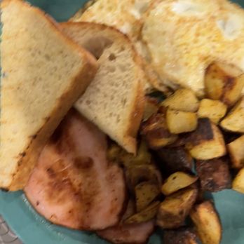 The Friendly Toast - Breakfast & Brunch Near Me - Burlington, Vermont The Friendly Toast - Breakfast & Brunch Near Me - Burlington, Vermont
