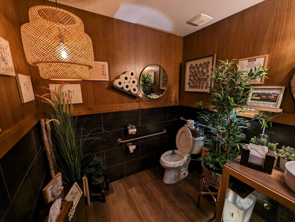 Katsu Ya Ton Ton - Photo 2