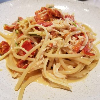 Bottiglia - King Crab Bucatini ($32) - Italian Near Me - Henderson, Nevada