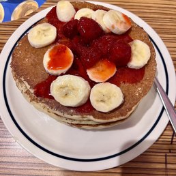 Protein pancakes with strawberries and bananas