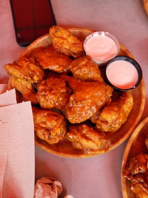 Hooters of Fresh Meadows by null