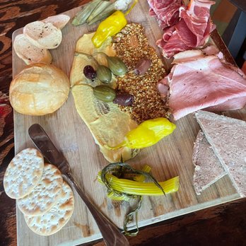 Santiago's Bodega - Spanish Near Me - Altamonte Springs, Florida