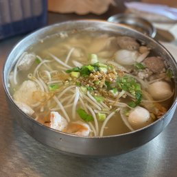 Chiu Chow Noodle Soup