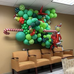 Concentra Urgent Care - Christmas deco at my Doctor's office