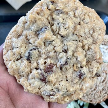 Potato Valley Cafe - Oatmeal Raisin Cookie - Cafes Near Me - Annapolis, Maryland