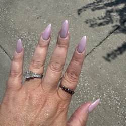 Harlan's Nail & Spa - Pink chrome pointy tip