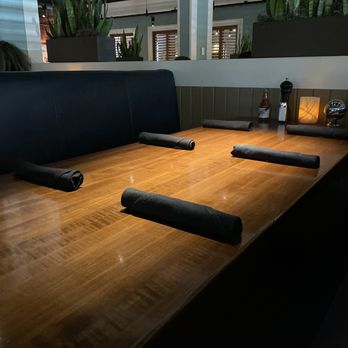 131 MAIN Restaurant - Table - American Near Me - Cornelius, North Carolina