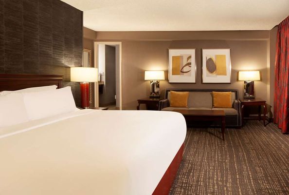 Hilton Fort Worth by null