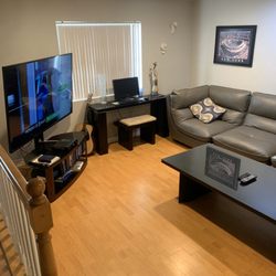 Simi Valley Sober Living - Living room