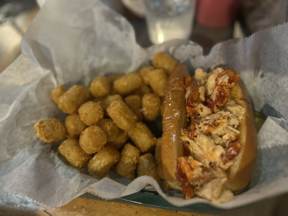 Social spots from The Lobster Shanty