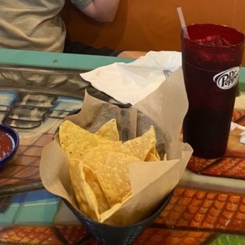 Mi Ranchito Restaurant - Delicious chips and salsa! - Mexican Near Me - Ogallala, Nebraska