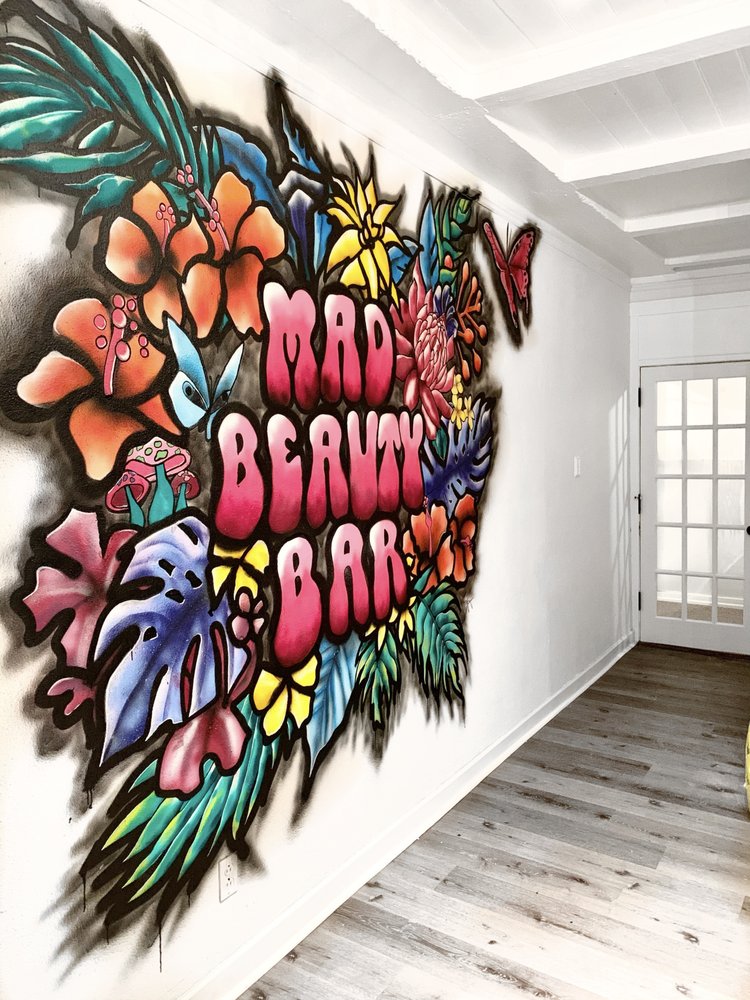 Mad Beauty Bar Logo