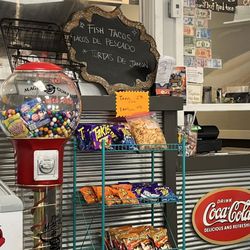 Taqueria el Comal - Looking like Mexico