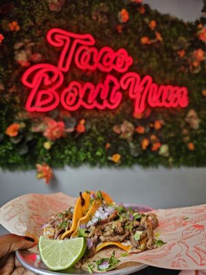 Kike's Red Tacos by null