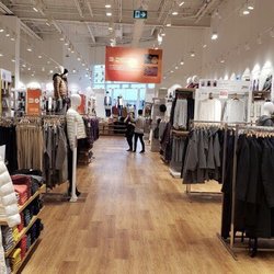 Uniqlo
