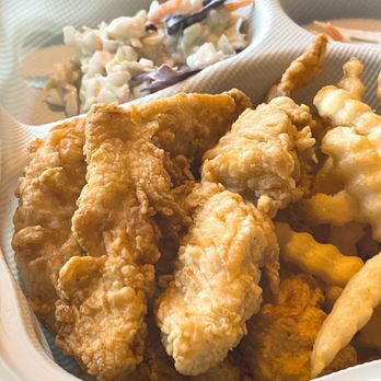 Raising Cane's Chicken Fingers - a container of fried chicken - Fast Food Near Me - Long Beach, California Raising Cane's Chicken Fingers - a container of fried chicken - Fast Food Near Me - Long Beach, California