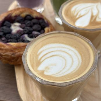 1 Oz Coffee - Pastry not purchased @ 1 Oz Coffee - Coffee & Tea Near Me - Mountain View, California