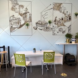 Yo Bubble - Great place for some bubble tea or Vietnamese food!