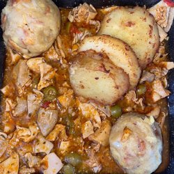 Titahz Cocina - Cuajito con batata y tostones