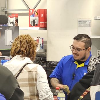 Best Buy - This is Mike, horrible employee at Best Buy. He is rude, indignant, and needs customer service training... - Electronics Near Me - Culver City, California Best Buy - This is Mike, horrible employee at Best Buy. He is rude, indignant, and needs customer service training... - Electronics Near Me - Culver City, California