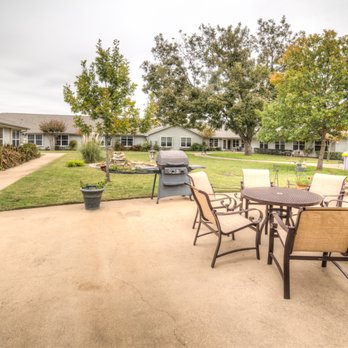Oakwood - Patio - Assisted Living Facilities Near Me - Stephenville, Texas