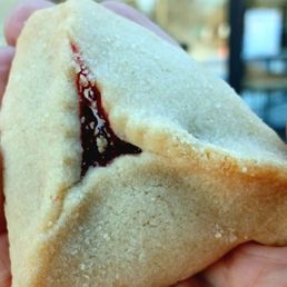 Hamentashen like my mom and I made in the 70's ! DELISH. YOTAIR TOV. Hamentashen like my mom and I made in the 70's ! DELISH. YOTAIR TOV.