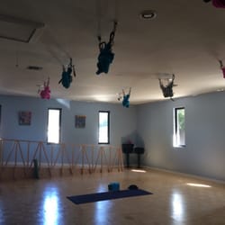 URU Yoga and Beyond - Aerial silks and a gorgeous space