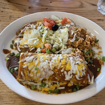 Garcia's Cantina & Cafe - Shredded Chicken Burrito Platter - Mexican Near Me - Eagle River, Alaska