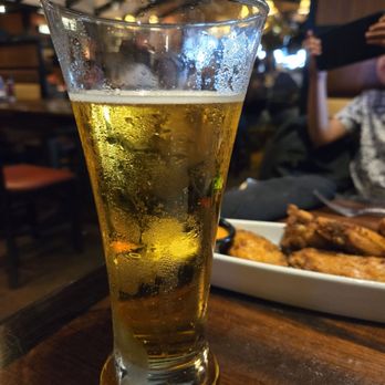 LongHorn Steakhouse - Tall Beer - Steakhouses Near Me - West Palm Beach, Florida