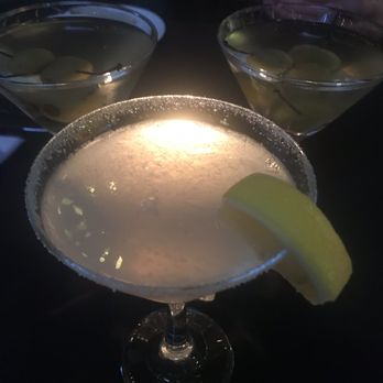 Sutter Club - Social Clubs Near Me - Sacramento, California