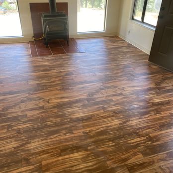 Mom's Pristine Clean - Floors - Home Cleaning Near Me - Red Bluff, California