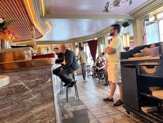 Café des Deux Moulins by null