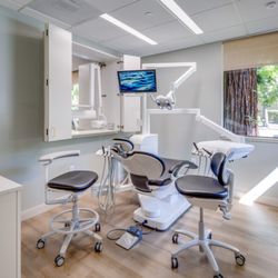 Mark Graham, DDS - Spacious and private Operatory 4 with view of a redwood tree.