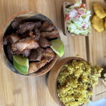 Mofon Go City - Carnitas with yellow rice - Caribbean Near Me - Fairfield, Ohio