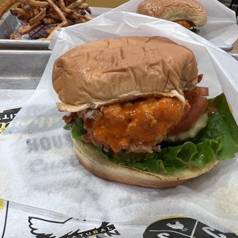 Super Chix - Salad Near Me - Charleston, South Carolina