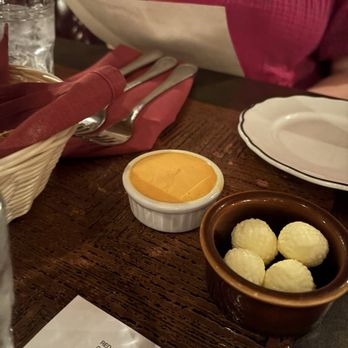 Aberdeen Barn - Pretzels and Cheese - Steakhouses Near Me - Charlottesville, Virginia