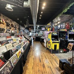 Platinum Sports and Music Memorabilia